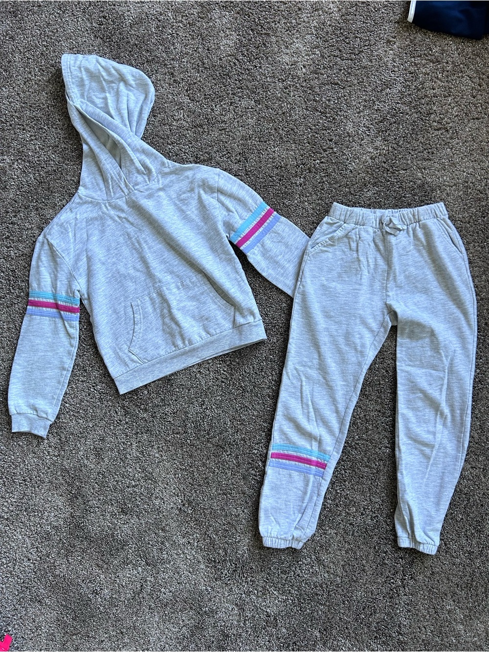 Gray Hoodie & Jogger Set with Pink and Blue Stripes Size YS